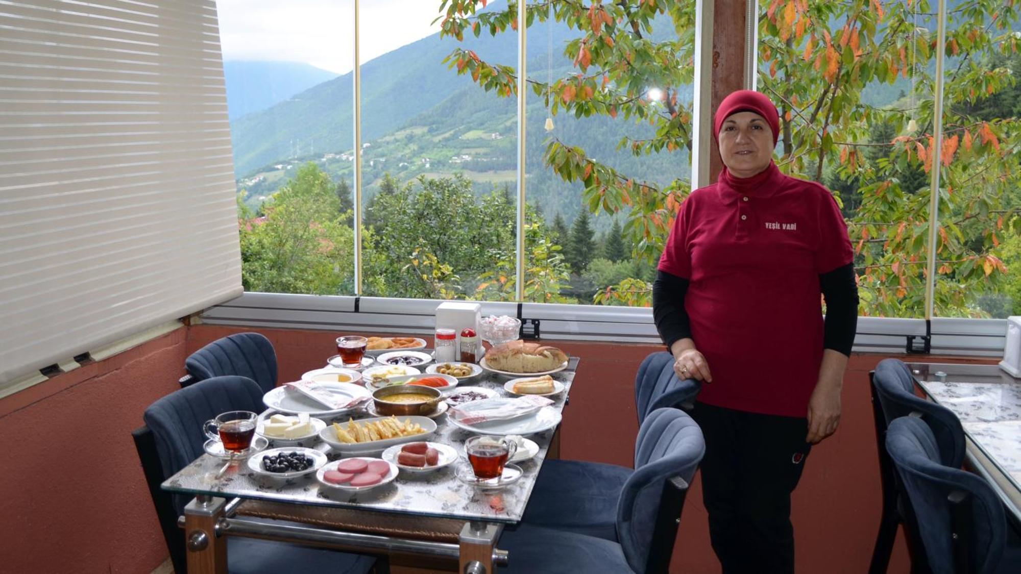 Yesil Vadi Restoran Ve Konaklama 阿尔特温 外观 照片
